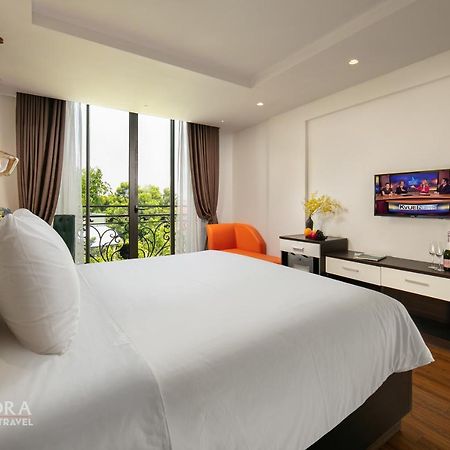 Bendecir Hotel & Spa Ханой Екстериор снимка