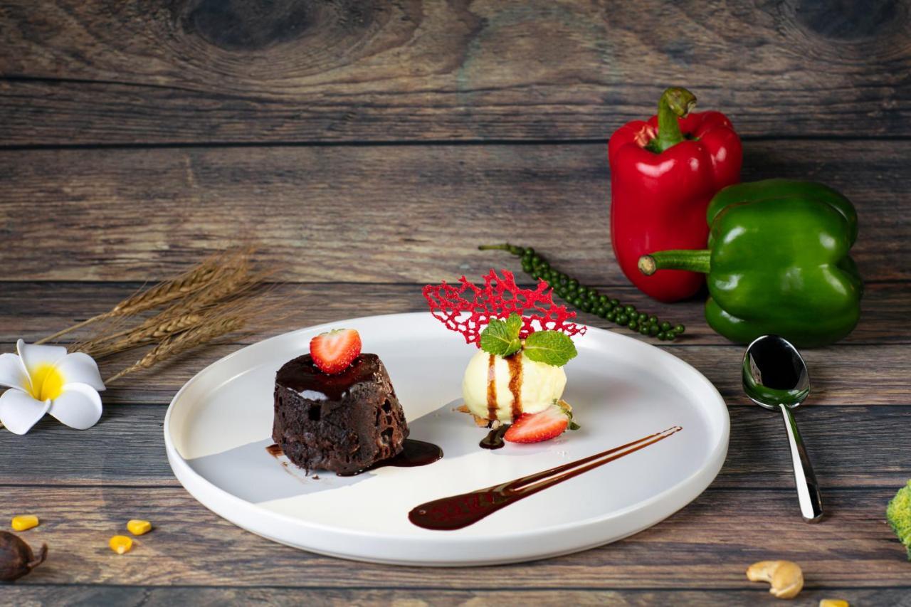 Bendecir Hotel & Spa Ханой Екстериор снимка