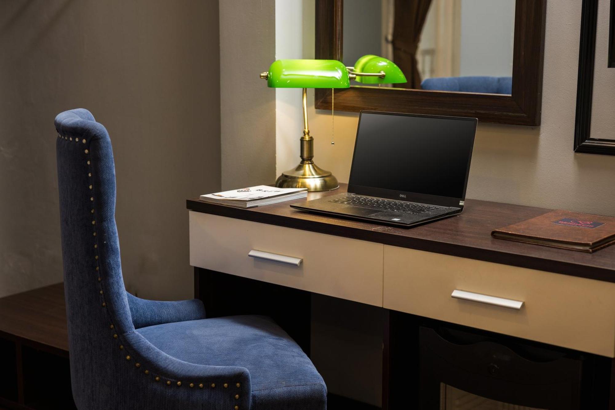 Bendecir Hotel & Spa Ханой Екстериор снимка